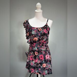 CLEARANCE! Envy Me Floral Ruffle Shoulder Mini Dress Size M EUC